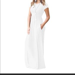 *NEW WITH TAGS* Short sleeve maxi dress with pockets